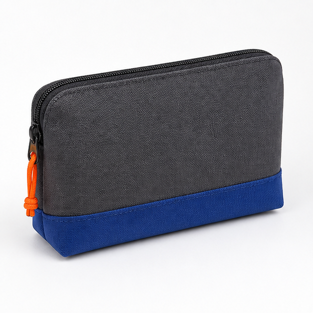 Gusseted pouch (Multi-Purpose Zip Pouch), front three-quarter design reference